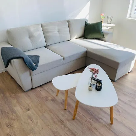Feddersen Living Kernsanierte Ferienwohnungen - Gemuetlich - Netflix - Voll Ausgestattet - Zentral Brunsbuttel Exterior photo
